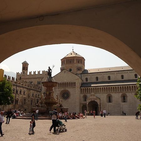 Alloggio Turistico Short Lets Al Parco Di Melta Lägenhet Trento Exteriör bild