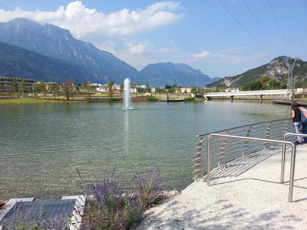 Alloggio Turistico Short Lets Al Parco Di Melta Lägenhet Trento Exteriör bild