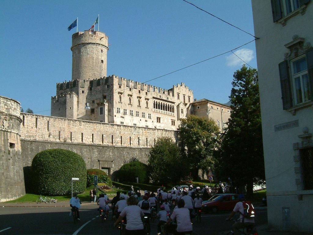 Alloggio Turistico Short Lets Al Parco Di Melta Lägenhet Trento Exteriör bild